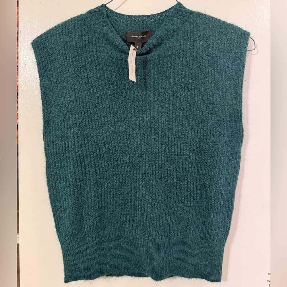 Banana Republic Dark Green Sweater Vest
